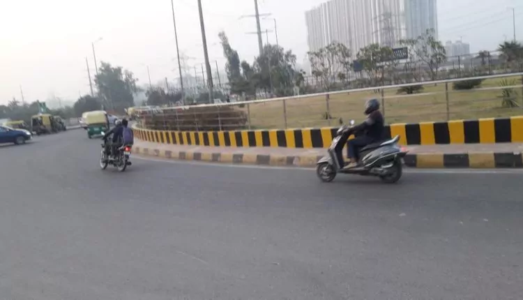 Noida Police brilliant initiative to give Traffic information on Twitter