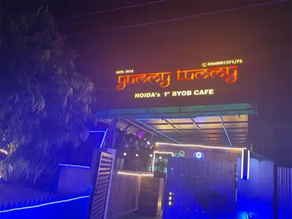 Noida Yummy Tummy Restaurant seized - Sale of Alcohol with Fake License